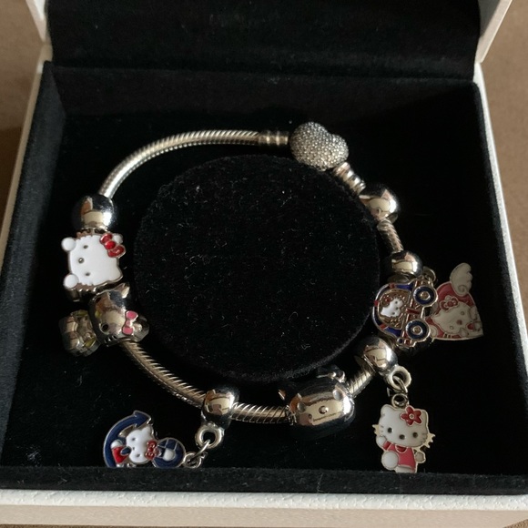 Pandora Pave Heart Claps Bracelet w/ 9 NEW Sanrio Hello Kitty Theme Charms - Picture 4 of 17